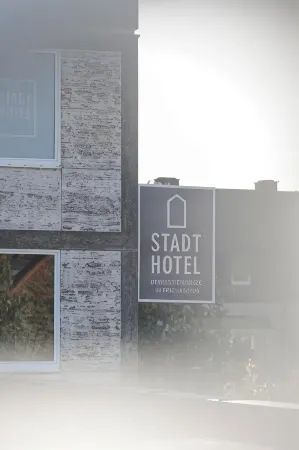 Stadthotel Freilassing Отели рядом с достопримечательностью «Lokwelt Freilassing»