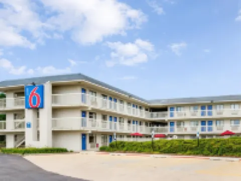 Motel 6 Rolling Meadows, IL - Chicago Northwest Hotels in Rolling Meadows
