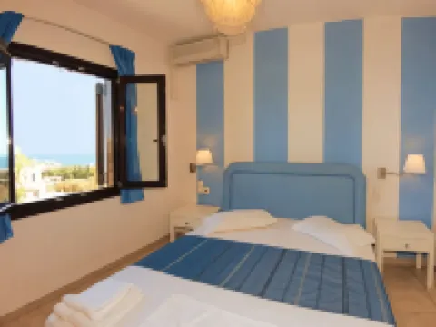 Perla Apartments Hotels in Agia Pelagia