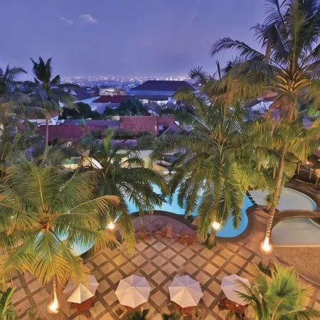 The Jayakarta Suites Bandung Отели рядом с достопримечательностью «Марибая Парк»
