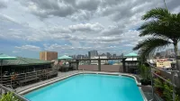 Urban Travellers Hotel - piscine