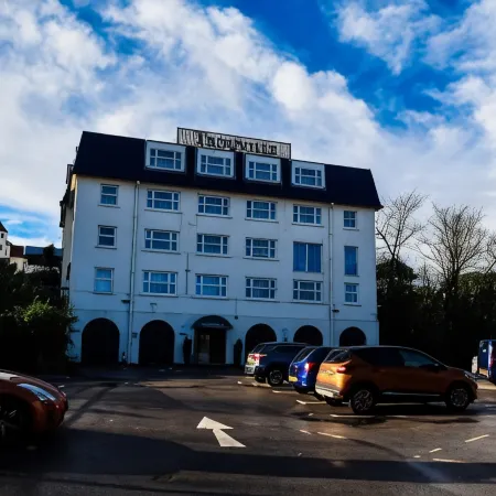 Trouville Bournemouth - OCEANA COLLECTION