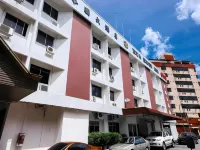 Super OYO 979 Hua Kuok Inn Hotel di Kuching Division