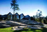 Rocky Crest Golf Resort Hotels in der Nähe von The Ridge at Manitou Golf Club