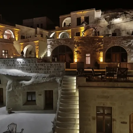 Phocas Cave Suites