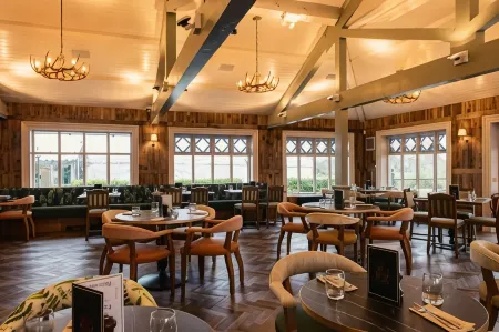 Hotel Wrexham Отели рядом с достопримечательностью «The Community Church Wrexham»