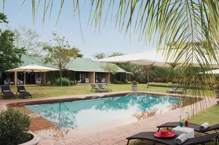 Perry's Bridge Hollow Boutique Hotel Отели в г. Хейзивью