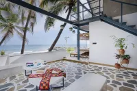 Sea Gadabout Beach Villa