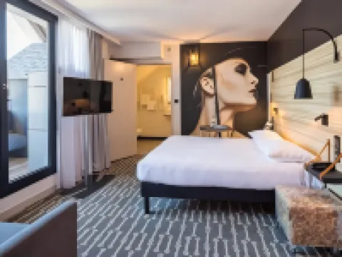 宜必思尚品拉瓦勒中央火車站酒店 拉瓦勒酒店