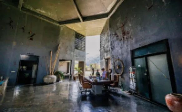 โรงแรมอวตาร มิราเคิลส์