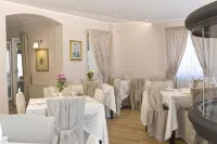 Relax Cottage Hotels in Armenzano
