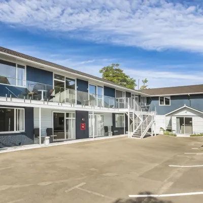 The Adelphi Hotels near Saint Albans