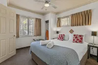 Tuscany Villas Whakatane Hotels in Whakatane