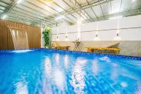 Maldives Hotel - FLC Sam Son - Pools