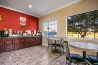 Econo Lodge Inn & Suites Hotels in Horn Lake