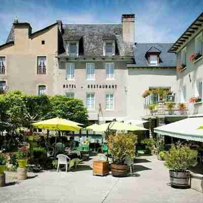 Le Lion d Or Hotel Exterior
