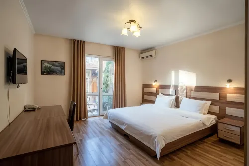 Asian Mountains Hotel di Bishkek