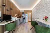 Lumea by the Sea Hotels in Long Beach