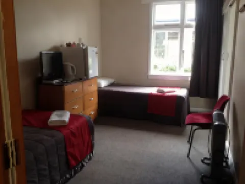 Otematata's Best DAM Pub Hotels in 