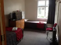 オテマタタズ ベスト ダム パブ のホテル