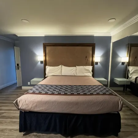 Friendship Motor Inn Отели рядом с достопримечательностью «Кореатаун»