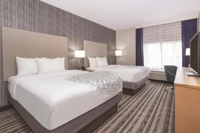 La Quinta Inn & Suites by Wyndham Buffalo Amherst