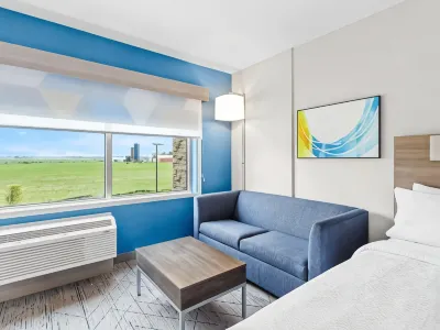 Holiday Inn Express Peotone by IHG Hotels near Journey | Journey Goods