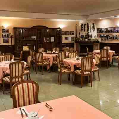 Giuseppe Hotel Dining/Meeting Rooms