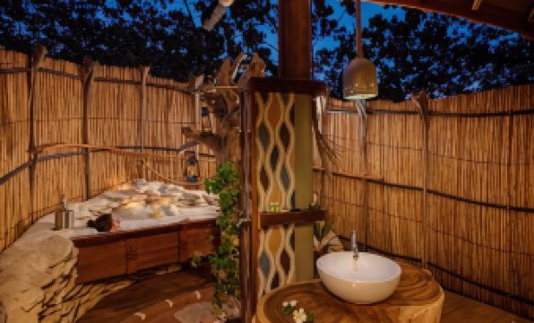 Barefoot Kuata Island Resort