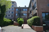 Kyriad Direct Montauban Centre فنادق في Montauban