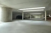 馬爾彭薩卡爾達諾酒店 - 停車場