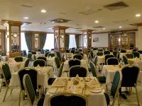 Canifor Hotel