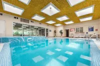 Quality Inn Monterrey la Fe Hotels in Guadalupe