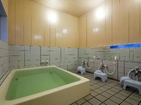 Seaside Inn Kiraku Отели рядом со станцией JR Tateyama station