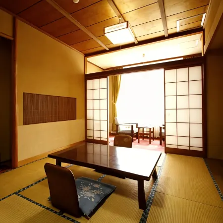 Nakahamaya