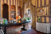 Excelsior Palace Hotel - bar