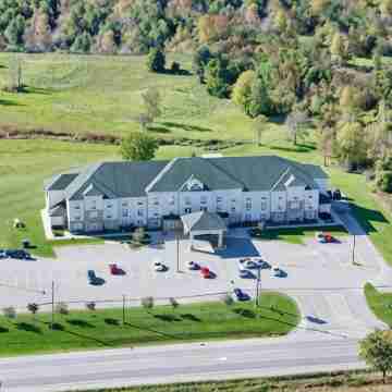 Days Inn by Wyndham Orillia Hotel Exterior