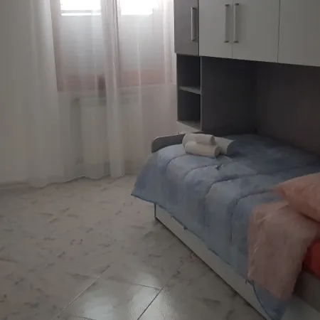 B&B A Casa di Anto Eboli Vicino Al Palasele Отели в г. Эболи