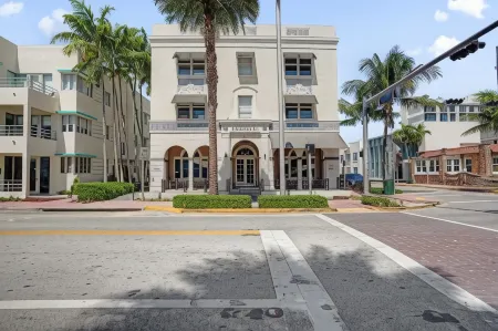 Franklin Suites South Beach Отели рядом с достопримечательностью «Art Center - Richard Shack Gallery»