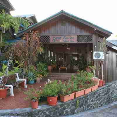 Rose Garden Resort Hotel Exterior