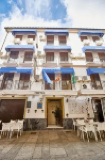 Hotel Virgen de Los Reyes โรงแรมในรอนดา