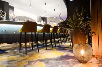 Best Western Plus Hotel les Humanistes - bar
