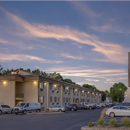 Best Western Plus Prairie Inn