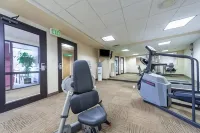 Suburban Studios I-80 Grand Island - Gym