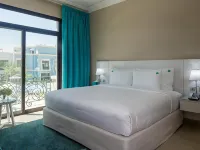 Andalus Al Seef Resort & Spa Hoteles cerca de Complejo de Ministerios