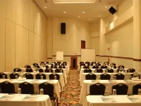 GR Solaris Cancun All Inclusive Hotels near Playa Delfines
