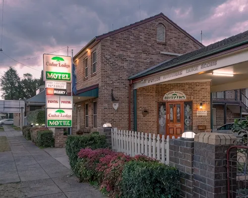 Cedar Lodge Motel Hotels in Armidale