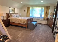 Enchanting Rural Home Short Drive to Bandon Beaches, Recreational Areas, Golf