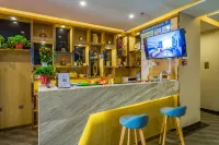 City Oriental Hotel (Tianjin Tanggu Steel Pipe Company Light Rail Station) - 2-Star