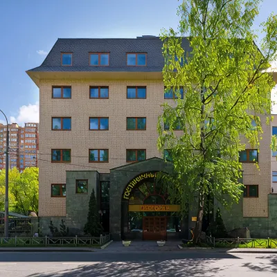 Boutique Hotel Pechora 普拉内尔纳亚站附近的飯店